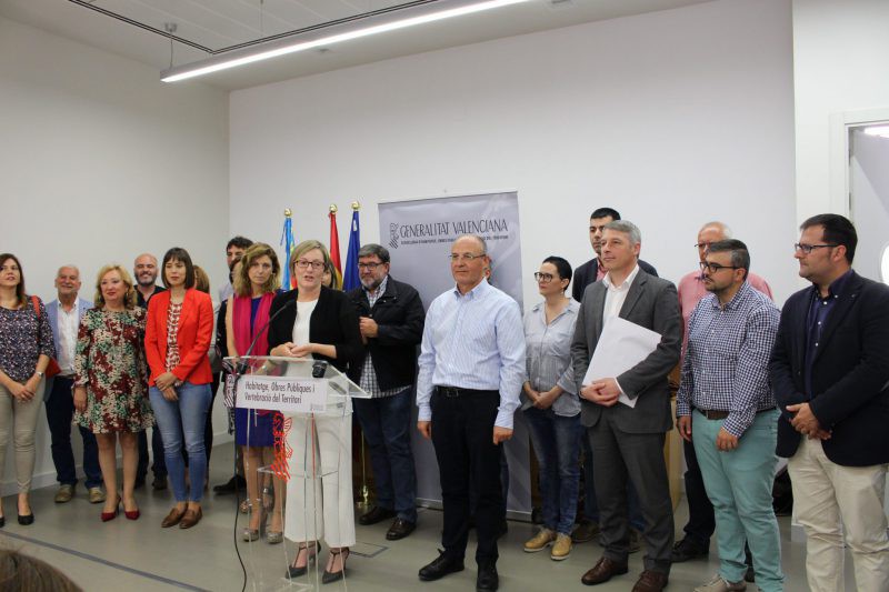 La Generalitat i els ajuntaments formen un front comú per a exigir una AP-7 lliure i gratuïta