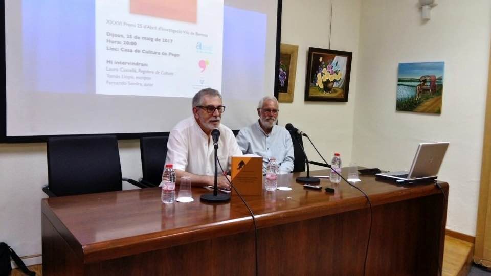 ‘Ventes, hostals i ventorrillos per camins i carreteres de la Marina Alta’, de Fernando Sendra, és «un treball d’antropologia impressionant» ‘Ventes, hostals i ventorrillos per camins i carreteres de la Marina Alta’, de Fernando Sendra, és «un treball d’antropologia impressionant»