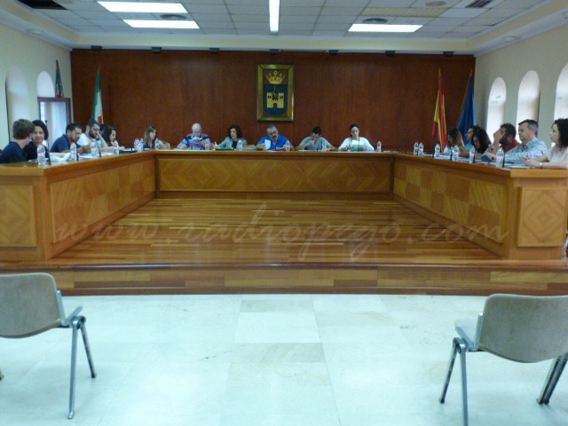 Pego aprova per unanimitat la moció consensuada entre la Xarxa d’Alcaldes i la Plataforma per la defensa de la sanitat pública de la Marina Alta perquè la Generalitat Valenciana revertisca la gestió sanitària comarcal