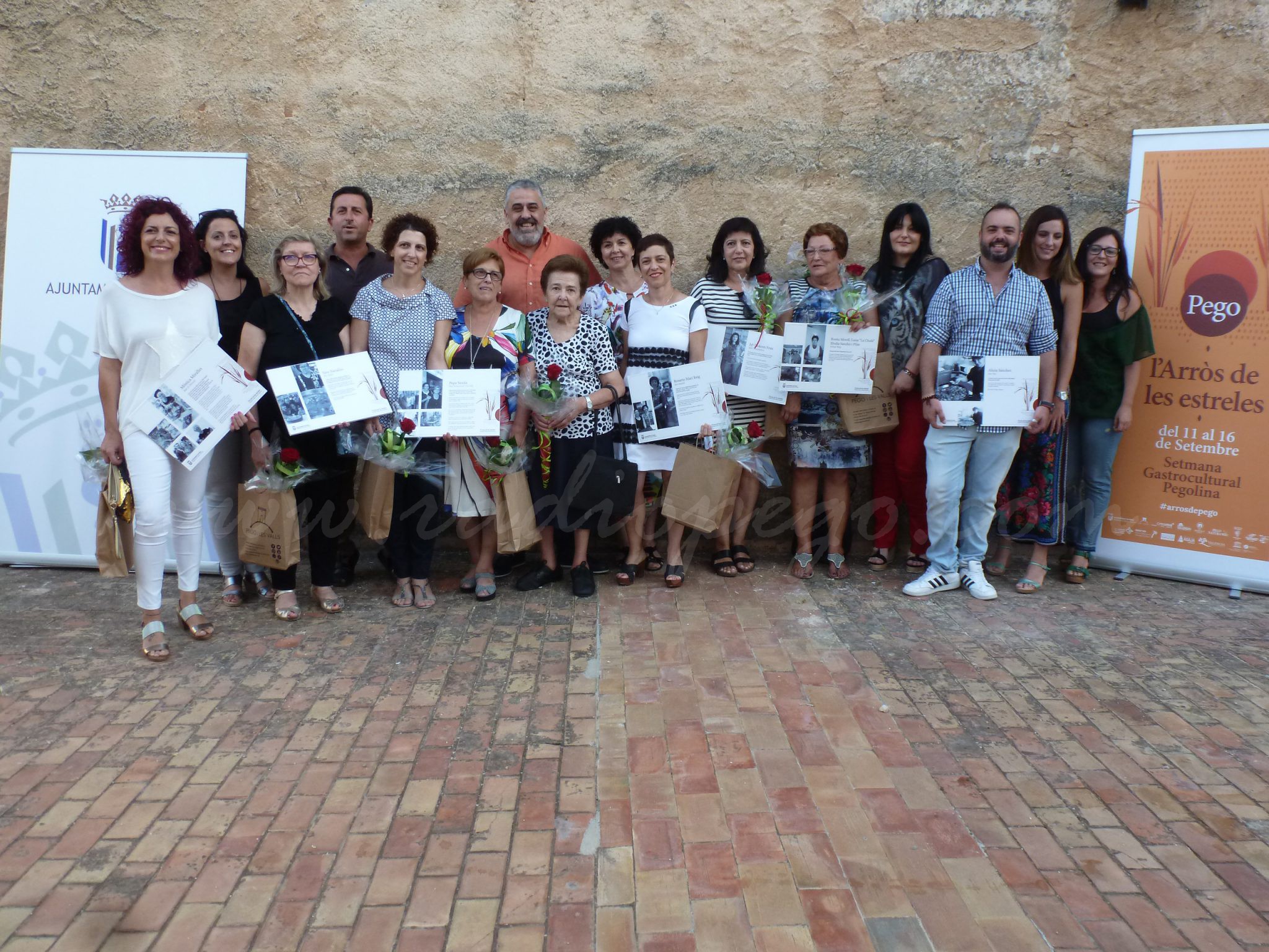 La I Setmana Gastrocultural ‘L’arròs de les estreles’ homenatja les cuineres per la seua feina constant entre fogons per donar-nos de menjar i fer-nos gaudir dels sabors de cada plat