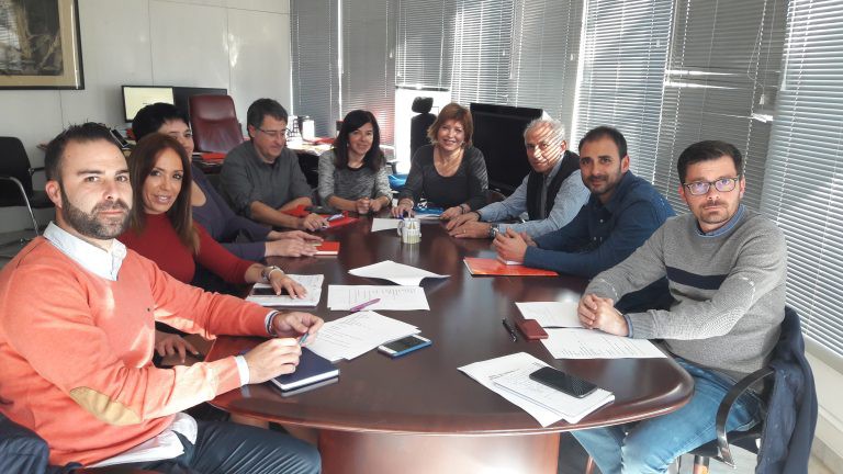 À Punt presenta el seu model col·laboratiu amb els mitjans locals a la Xarxa d’Emissores Municipals Valencianes