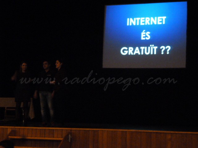 «És gratuït internet?»