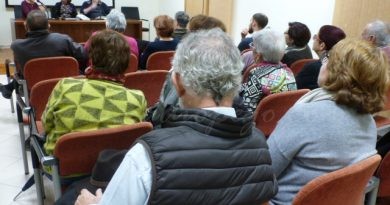 L’escriptora Pepa Guardiola ret homenatge a les dones de la seua generació en ‘La memòria de les ones’