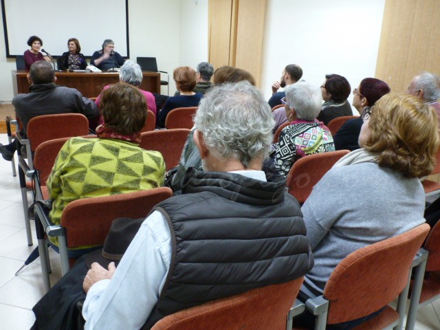 L’escriptora Pepa Guardiola ret homenatge a les dones de la seua generació en ‘La memòria de les ones’
