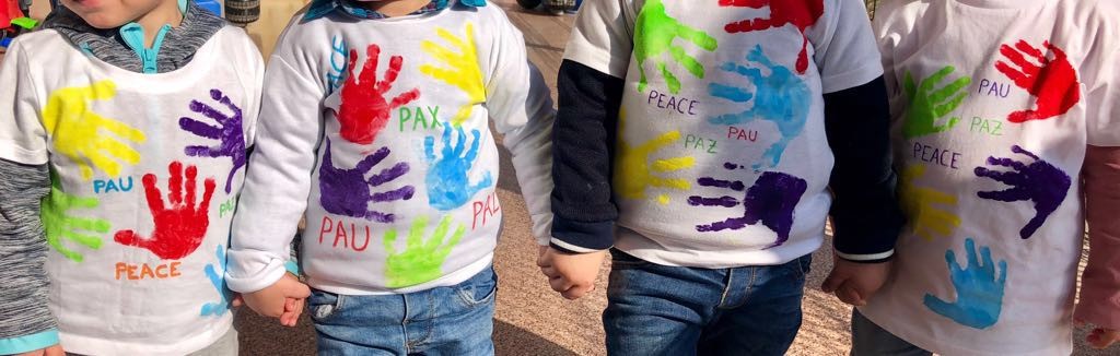 L’escoleta infantil municipal ‘La Trilladora’ celebra el Dia Escolar de la No Violència i la Pau amb una solta de coloms
