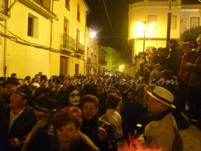 Pego es prepara per a celebrar Pinyata