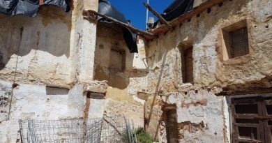 La corporació municipal de l’Atzúbia-Forna denuncia l’estat de deteriorament de la Casa Abadia