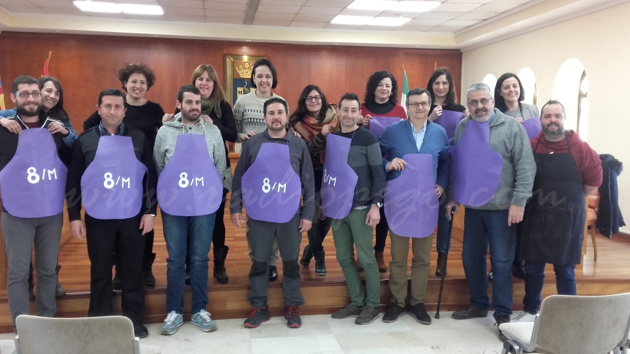 Les regidores pegolines passen el davantal als regidors