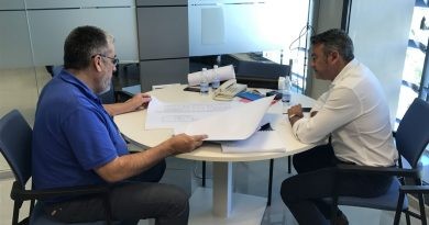 Enrique Moll: «Compromís que vaja tornant les medalles del projecte de la nova biblioteca perquè no han menejat ni un dit per ell»