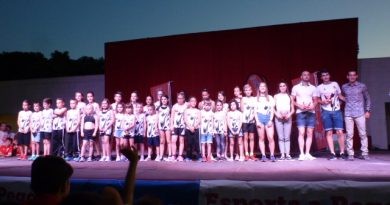 La gimnasta Alba Vicens Miguel i el campió de Muay Thai Carles Rocher Mas, millors esportistes de Pego 2018