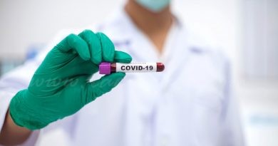 Professionals de la sanitat treballen per a la detecció precoç i el rastreig dels casos de coronavirus