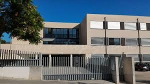 Premis per a quatre alumnes i un professor de l’IES Enric Valor
