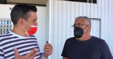 Carles Mulet reclama reciprocitat fitosanitària en les importacions de països tercers en una visita a la Cooperativa de Pego