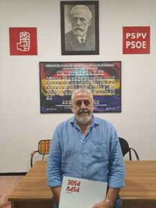 Enrique Moll esgrimeix la reducció del deute i els projectes de la legislatura com a avals per a la seua candidatura a l’alcaldia