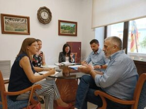 Pego reivindica la seua condició de municipi turístic de qualitat davant la secretària autonòmica, Cristina Moreno