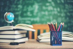 10 alumnes de Pego reben el premi extraordinari al rendiment acadèmic d’Educació primària i secundària