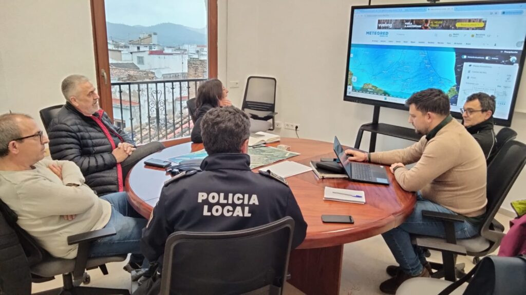 Esta vesprada es tornarà a reunir el CECOPAL de Pego per avaluar l’evolució del temporal